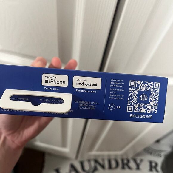 NEW BACKBONE One Mobile Gaming Controller for iPhone - Picture 7 of 8